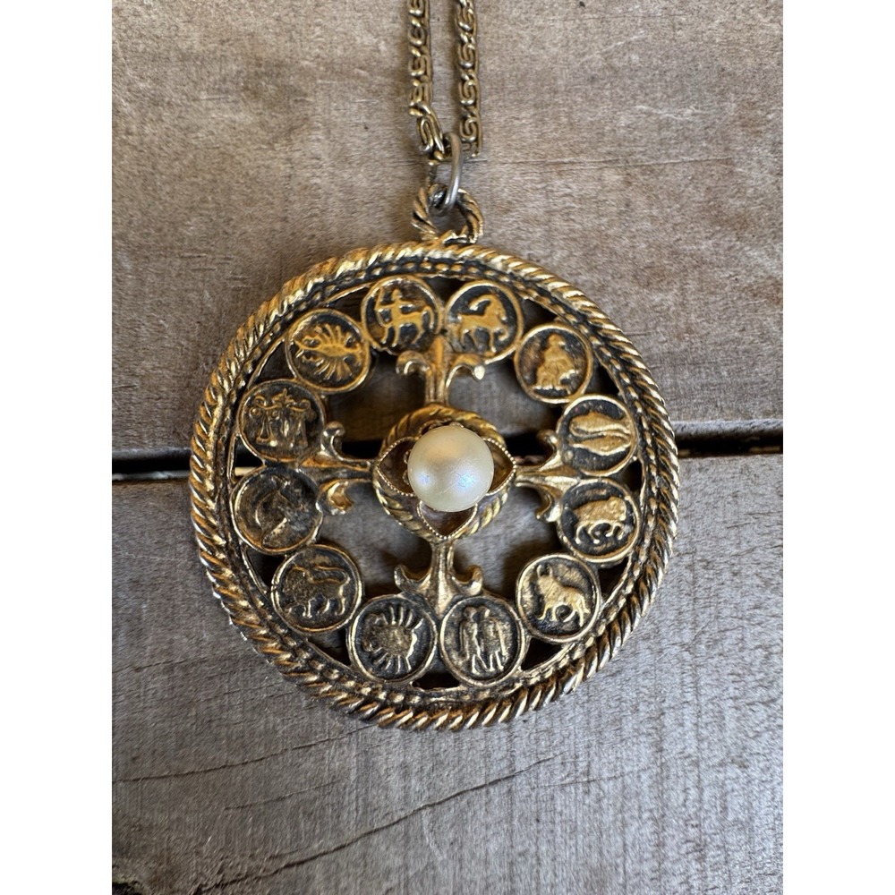 1970s Astrology‎ Horoscope 12 Signs Gold Tone Necklace Faux Pearl